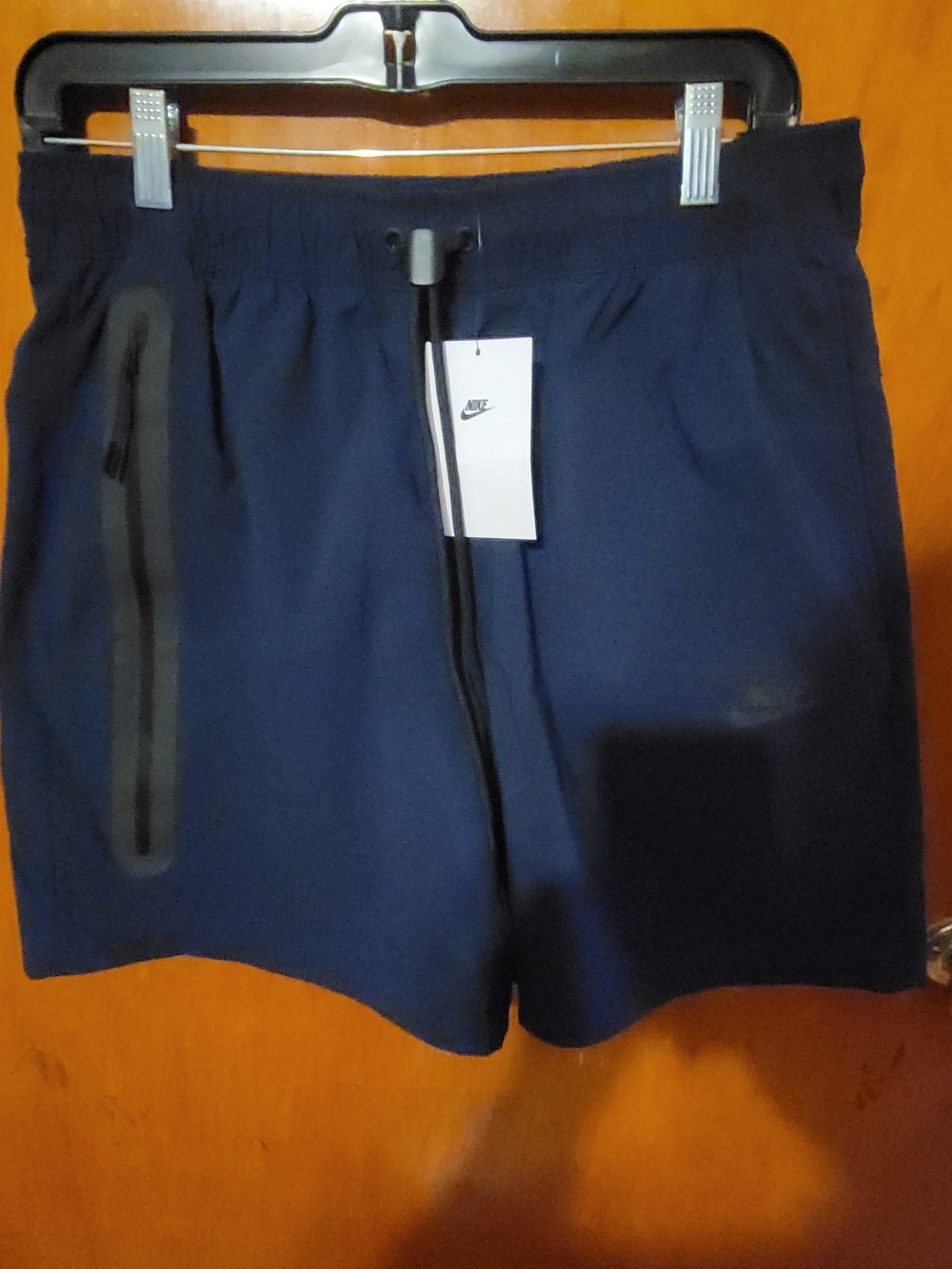 Nike Men’s Navy Performance Drawstring Shorts, Size M. NWT.